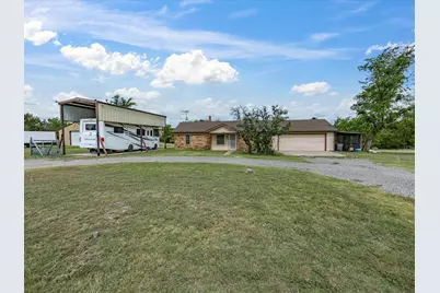 704 Land Of Goshen Drive, Springtown, TX 76082 - Photo 12