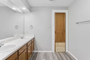 704 Land of Goshen Dr, Springtown, TX 76082 - Photo 24