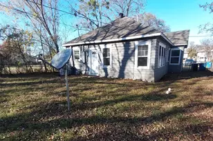 1222 W Morton St, Denison, TX 75020 - Photo 4