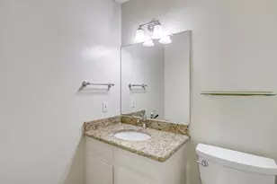8520 Marys Creek Dr, Benbrook, TX 76116 - Photo 32
