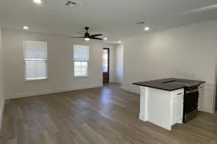 622 W Florence St, Denison, TX 75020 - Photo 6