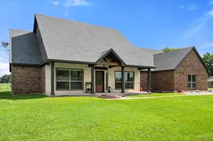 215 Northline Rd, Teague, TX 75860 - Photo 2