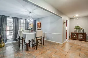 1800 Briarcrest Ln, Arlington, TX 76012 - Photo 2