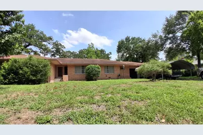 913 Lazy Lane, Bryan, TX 77802 - Photo 2
