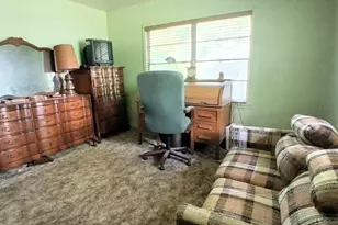913 Lazy Ln, Bryan, TX 77802 - Photo 10