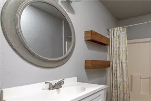 424 Wilshire Ave, Azle, TX 76020 - Photo 22