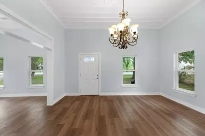 607 W 3rd Street, Eddy, TX 76524 - Photo 4