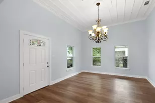 607 W 3rd St, Eddy, TX 76524 - Photo 2