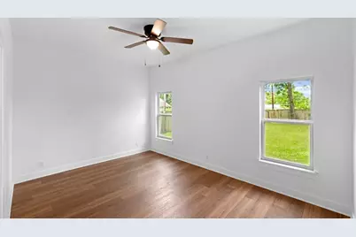607 W 3rd Street, Eddy, TX 76524 - Photo 8