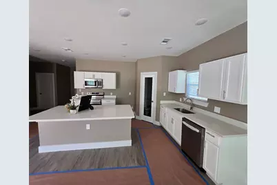 3513 Tomahawk Drive, Granbury, TX 76048 - Photo 2