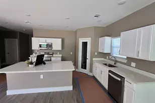 3513 Tomahawk Dr, Granbury, TX 76048 - Photo 2