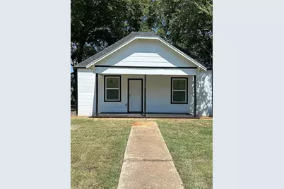 705 E Jones Street, Sherman, TX 75090 - Photo 1