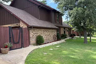 1212 Vera Ln, Kennedale, TX 76060 - Photo 4