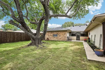 1549 Oak Creek Drive, Lewisville, TX 75077 - Photo 30