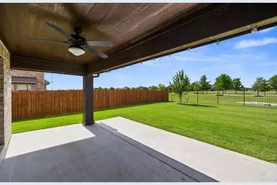 280 Sparkling Springs Drive, Waxahachie, TX 75165 - Photo 32