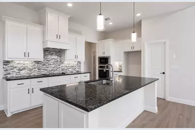 280 Sparkling Springs Drive, Waxahachie, TX 75165 - Photo 6