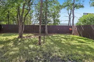 3075 Tall Oaks Ct, Corinth, TX 76210 - Photo 38