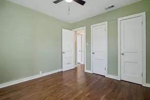5610 Lyons Rd, Garland, TX 75043 - Photo 14