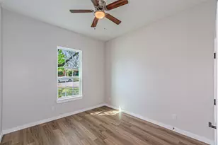 901 Bandera Ln, Garland, TX 75040 - Photo 28
