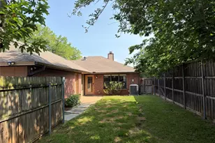 553 Parkway Blvd, Coppell, TX 75019 - Photo 2