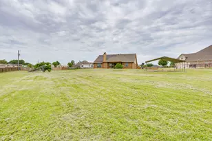 155 Cornerstone Ln, Springtown, TX 76082 - Photo 38