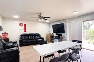 2929 Pinewood Dr, Garland, TX 75044 - Photo 8