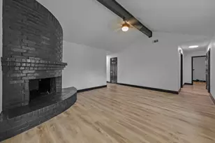 3950 Cypress Wood Ct, Fort Worth, TX 76133 - Photo 10