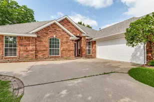 2110 Chrisman Trail, Mansfield, TX 76063 - Photo 2