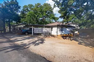 215 Folly Beach Dr, Lake Dallas, TX 75065 - Photo 18