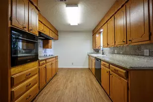 820 N Ave A, Springtown, TX 76082 - Photo 6