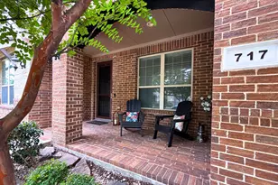 717 10th St, Argyle, TX 76226 - Photo 2