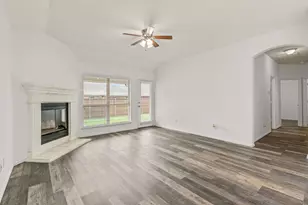4716 Meadow Green Trail, Fort Worth, TX 76244 - Photo 6