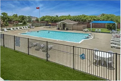4716 Meadow Green Trail, Fort Worth, TX 76244 - Photo 32