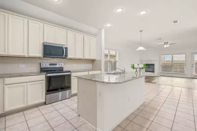 4716 Meadow Green Trail, Fort Worth, TX 76244 - Photo 10
