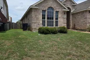608 Prairie Gulch Dr, Fort Worth, TX 76140 - Photo 1