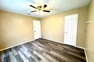 13357 Kit Ln, Dallas, TX 75240 - Photo 6