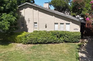 13357 Kit Ln, Dallas, TX 75240 - Photo 2