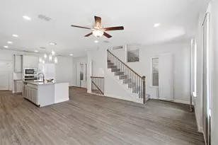 138 Peach Orchard Ln, Euless, TX 76040 - Photo 4