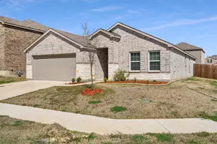 1100 Varson Dr, Haslet, TX 76052 - Photo 2