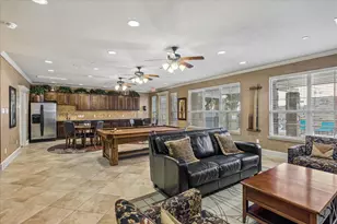 950 Henderson St, Fort Worth, TX 76102 - Photo 12