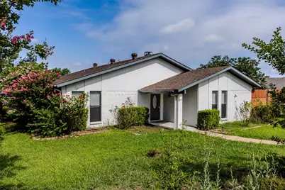 1742 Delaford Drive, Carrollton, TX 75007 - Photo 2