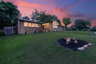 1729 Boca Chica Dr, Dallas, TX 75232 - Photo 2