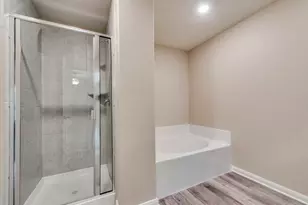 228 Ridgeland Oak Dr, Fort Worth, TX 76120 - Photo 16