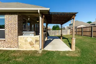 1337 Zanna Grace Way, Fort Worth, TX 76052 - Photo 8