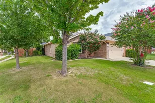 12301 Angel Food Ln, Fort Worth, TX 76244 - Photo 2
