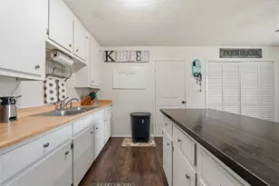 201 E Main St, Avalon, TX 76623 - Photo 6