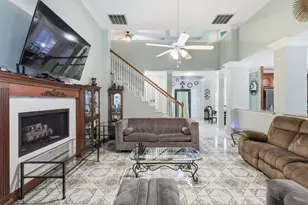 2014 Rumson Dr, Arlington, TX 76006 - Photo 10