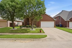 5422 Timber Park Dr, Flower Mound, TX 75028 - Photo 2