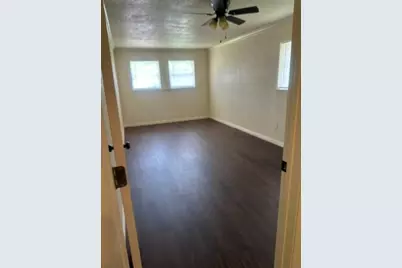 106 Tipton Street, Whitesboro, TX 76273 - Photo 8