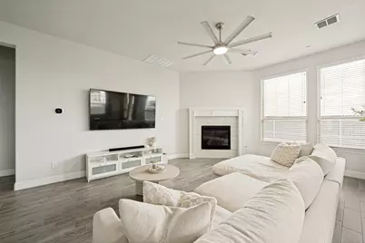 523 William Court, Arlington, TX 76002 - Photo 6